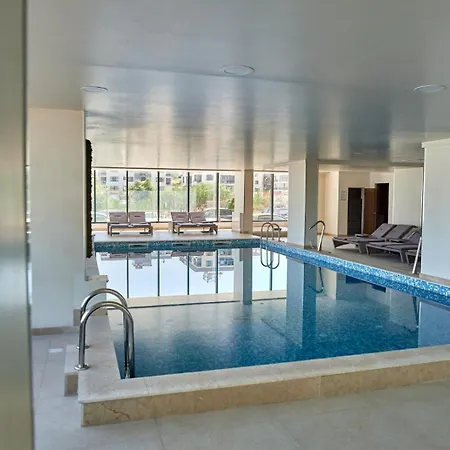 Apartamento Red4you And Pool Mamaia